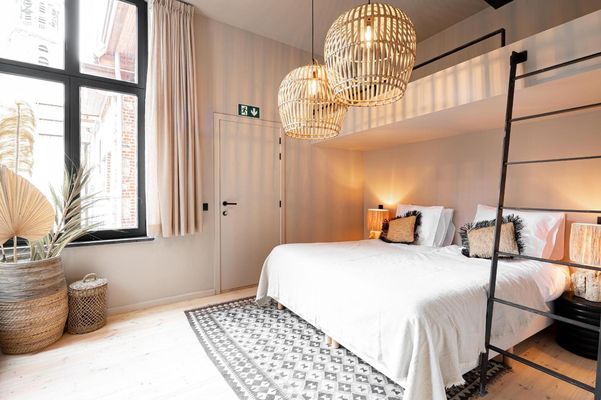 Btfl Living Apartment